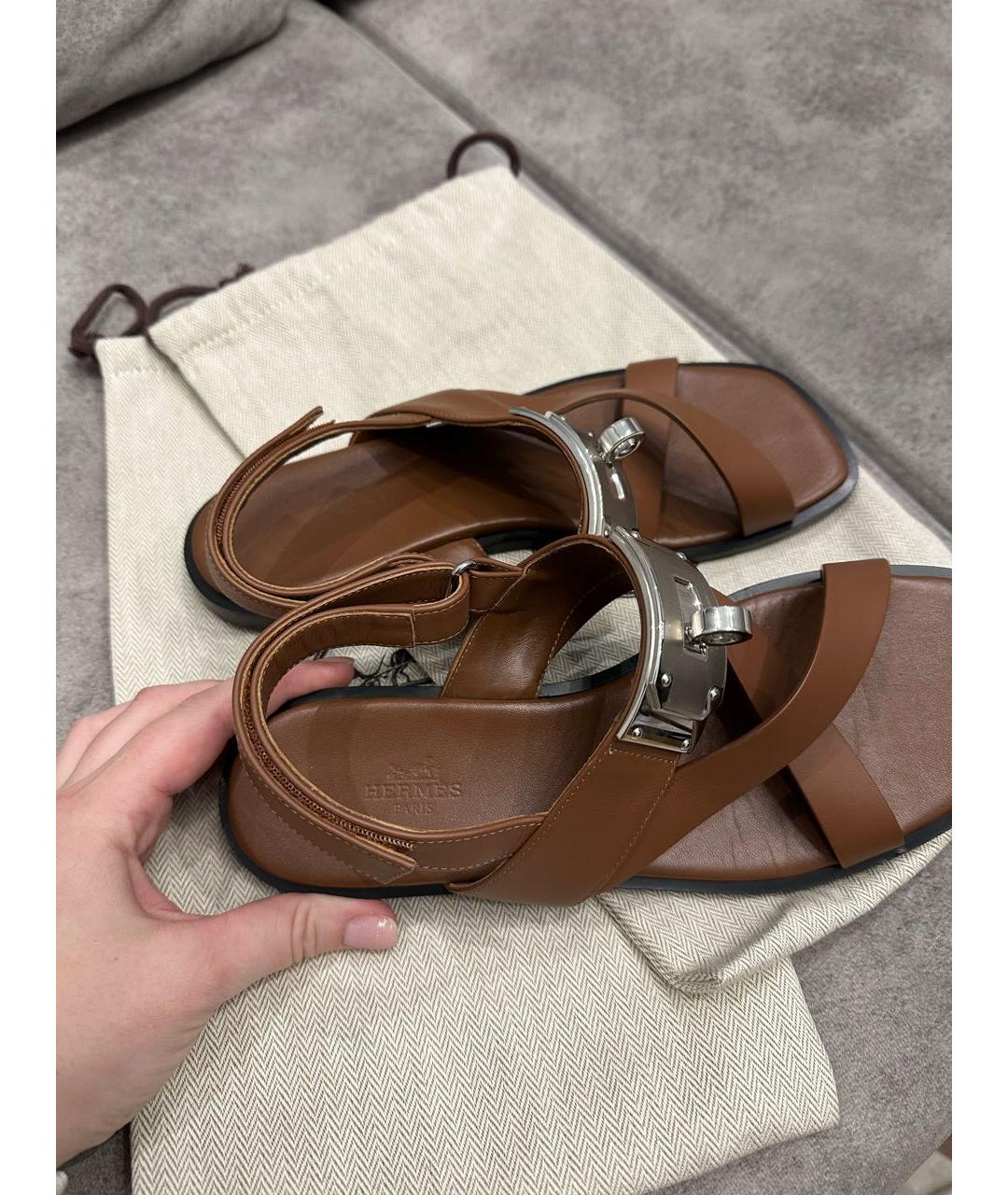HERMES Коричневые сандалии, фото 5