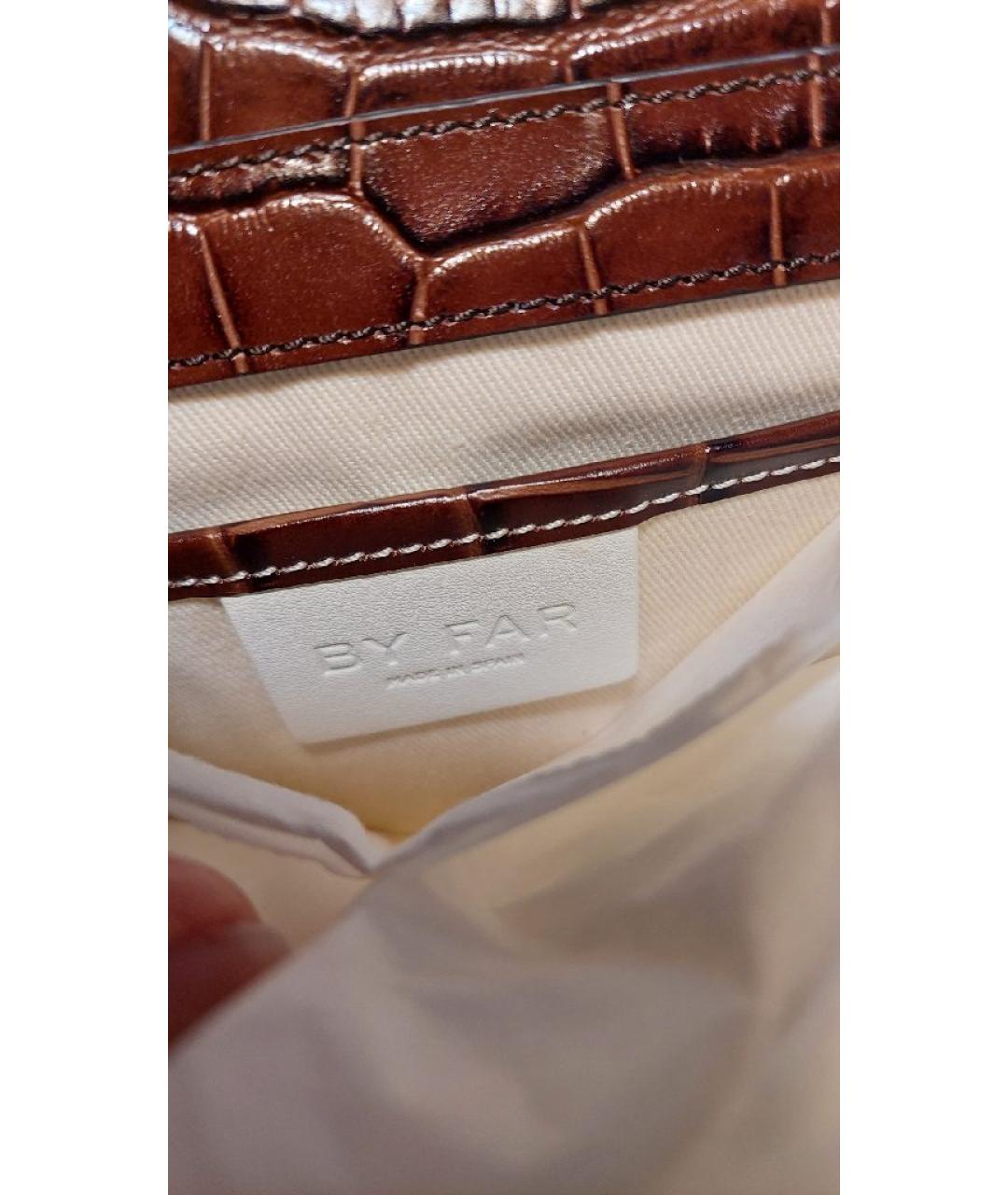 BY FAR Коричневая кожаная сумка с короткими ручками, фото 4