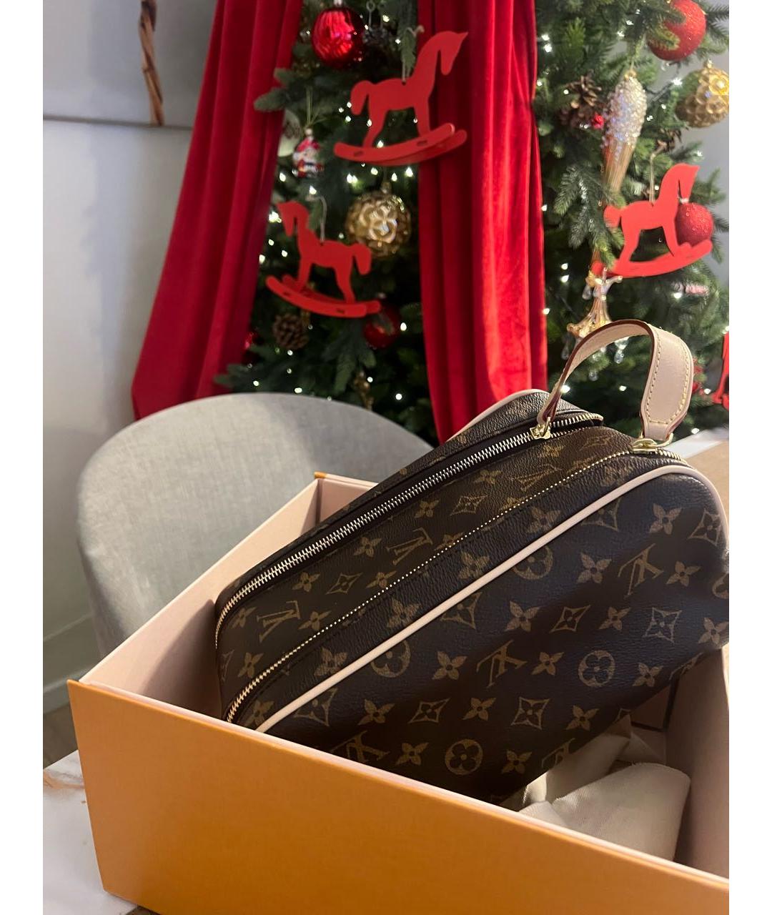 LOUIS VUITTON Коричневая кожаная косметичка, фото 2