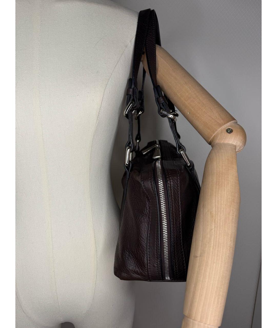 COCCINELLE Коричневая кожаная сумка с короткими ручками, фото 4