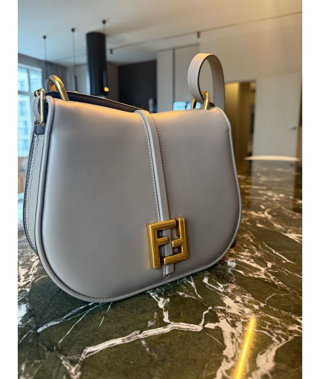 FENDI Серая кожаная сумка через плечо, фото 2