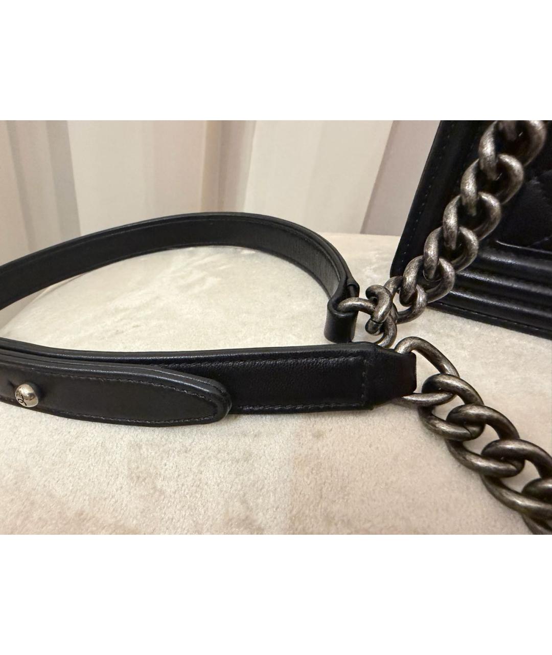 CHANEL Черная кожаная сумка через плечо, фото 5