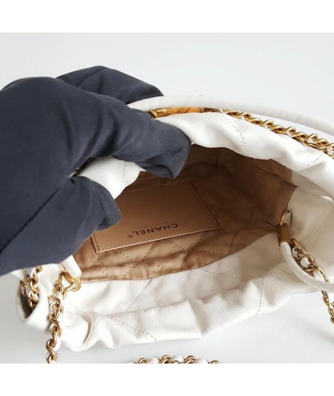 CHANEL Белая кожаная сумка через плечо, фото 5
