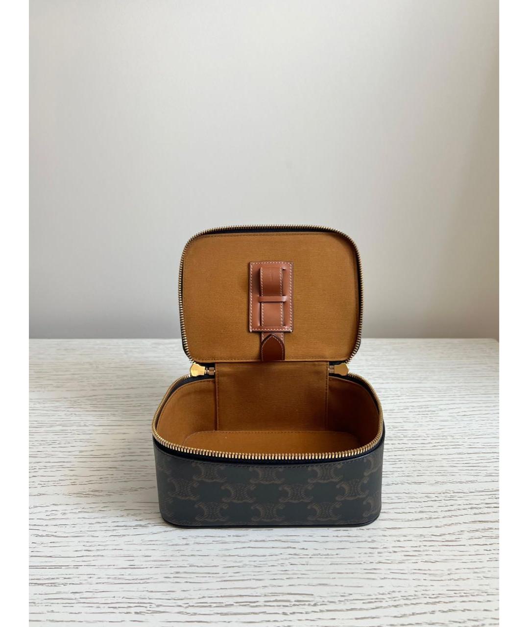 CELINE Коричневая косметичка, фото 3