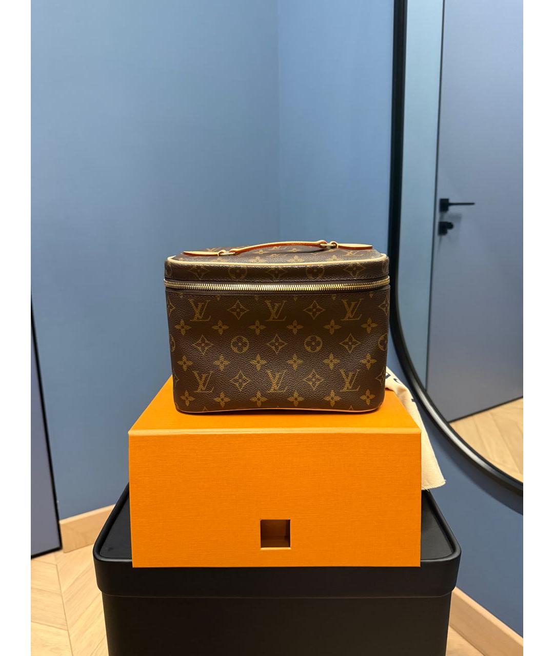 LOUIS VUITTON Коричневая косметичка, фото 3