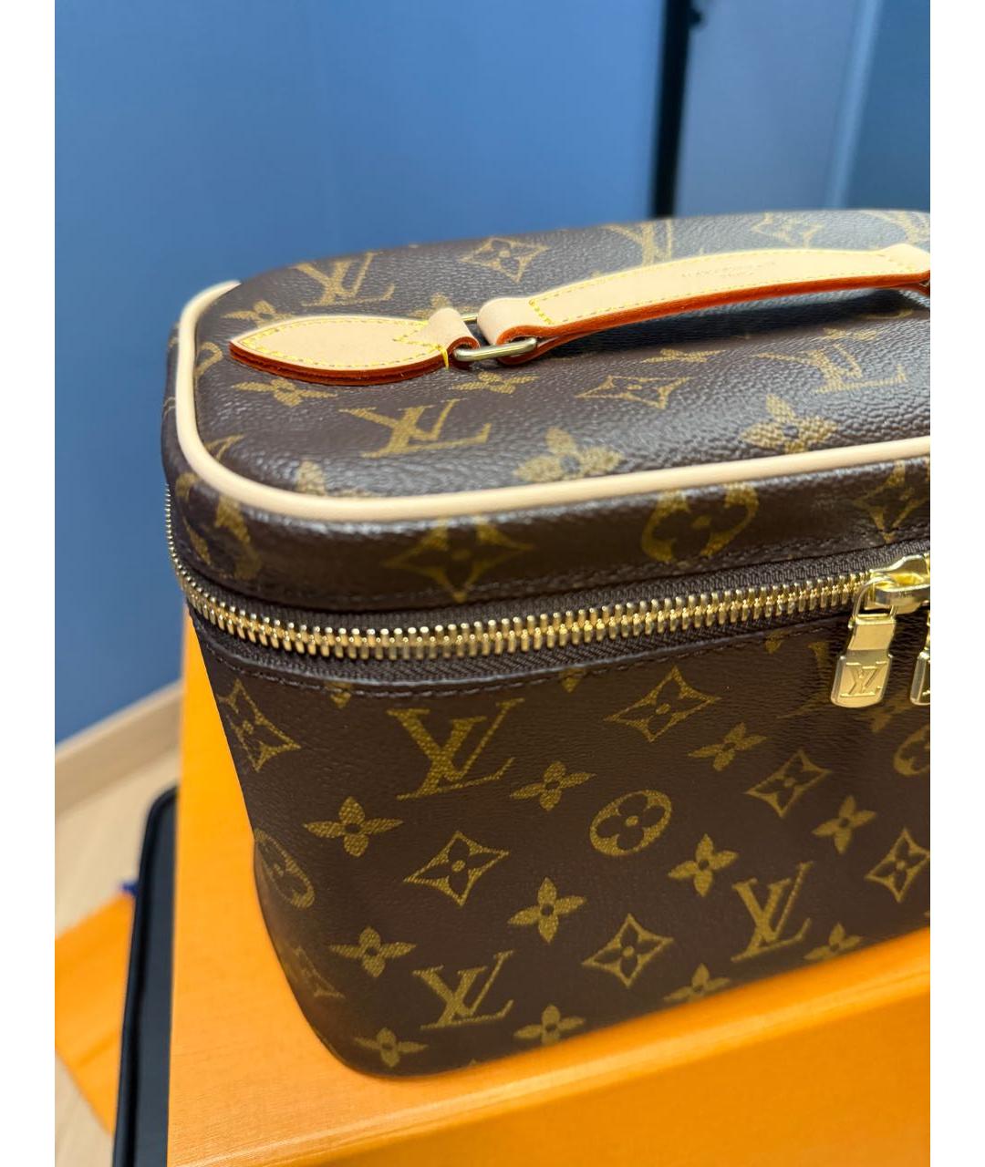 LOUIS VUITTON Коричневая косметичка, фото 2