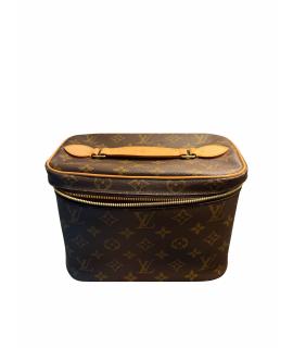 LOUIS VUITTON Косметичка
