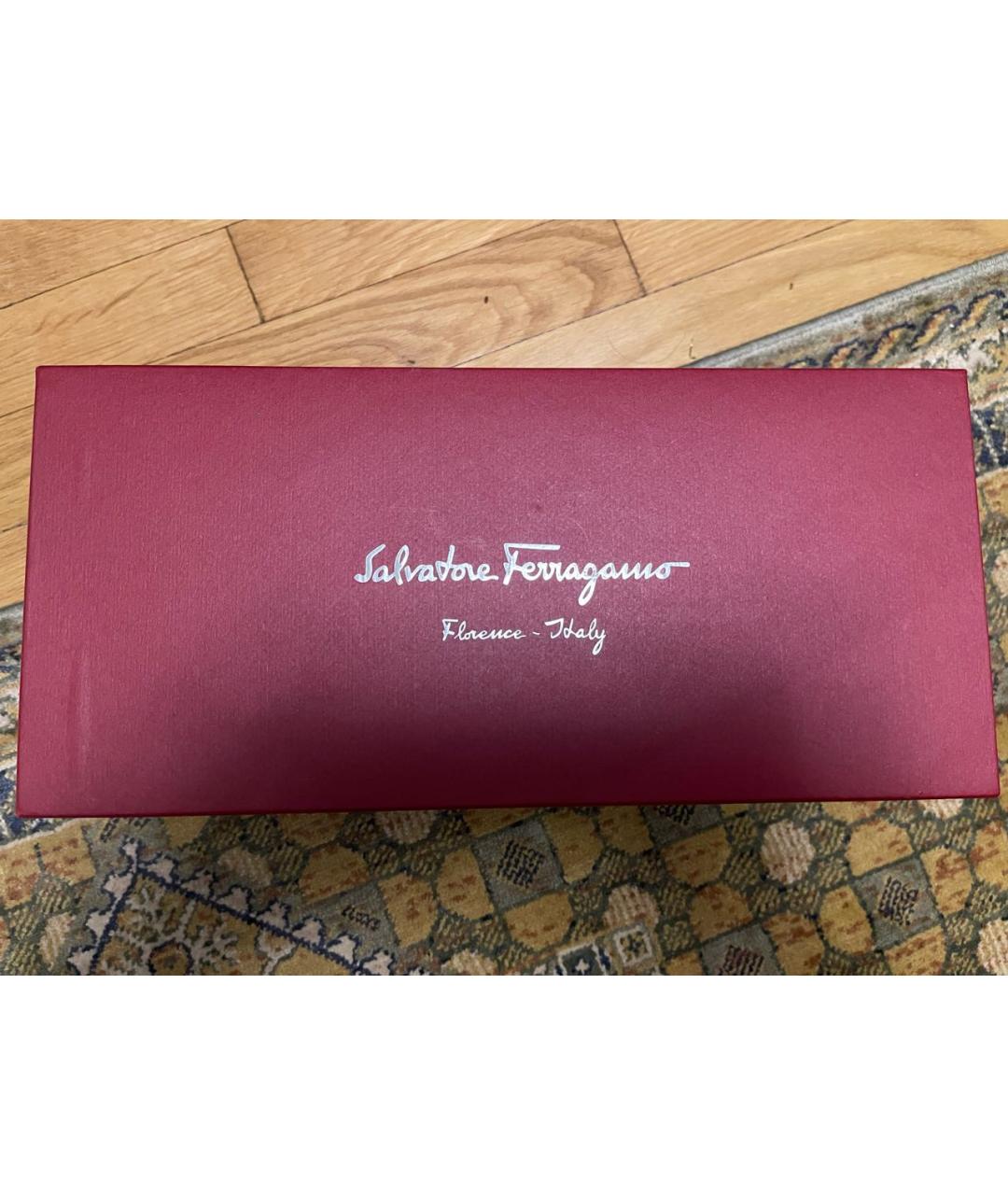 FERRAGAMO Черные балетки из лакированной кожи, фото 5