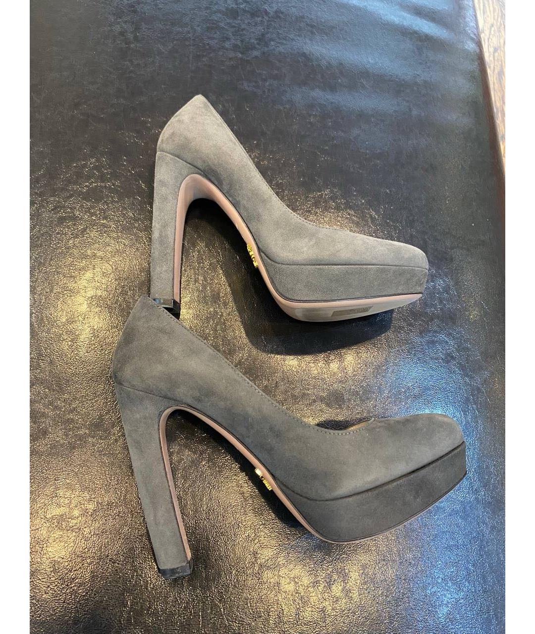 PRADA Серые замшевые туфли, фото 4