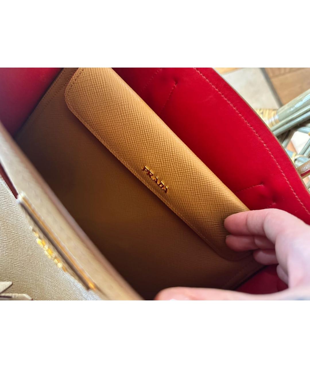 PRADA Бежевая кожаная сумка с короткими ручками, фото 4