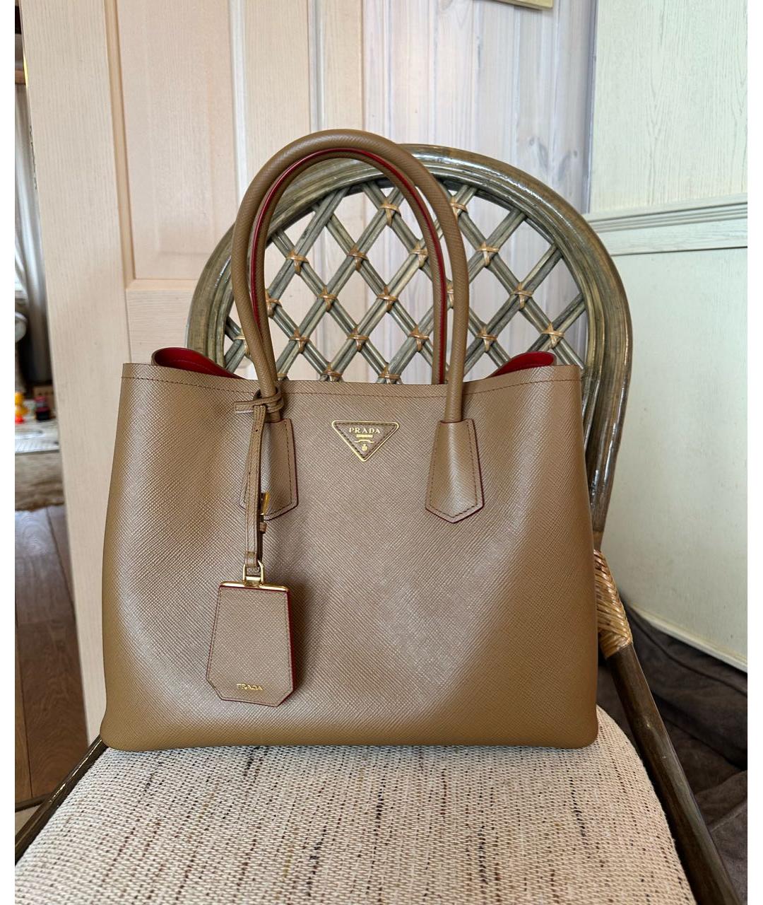 PRADA Бежевая кожаная сумка с короткими ручками, фото 7