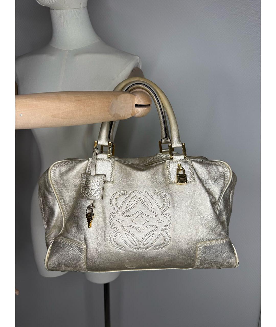 LOEWE Золотая кожаная сумка с короткими ручками, фото 2