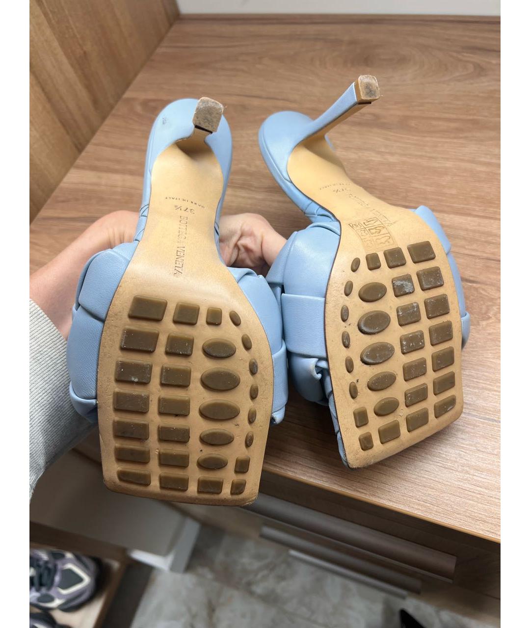 BOTTEGA VENETA Голубые кожаные мюли, фото 3