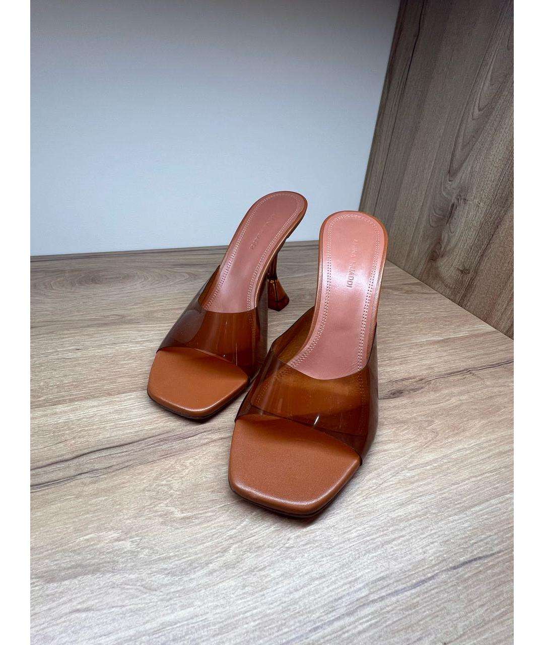 Amina Muaddi Коричневые мюли, фото 3