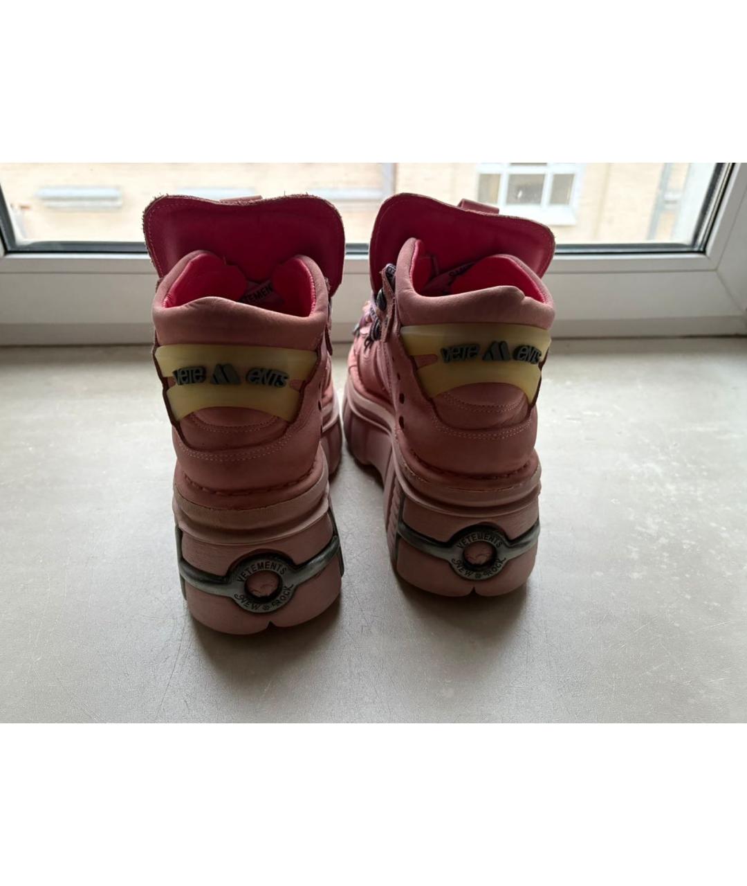 VETEMENTS Розовые замшевые ботинки, фото 4