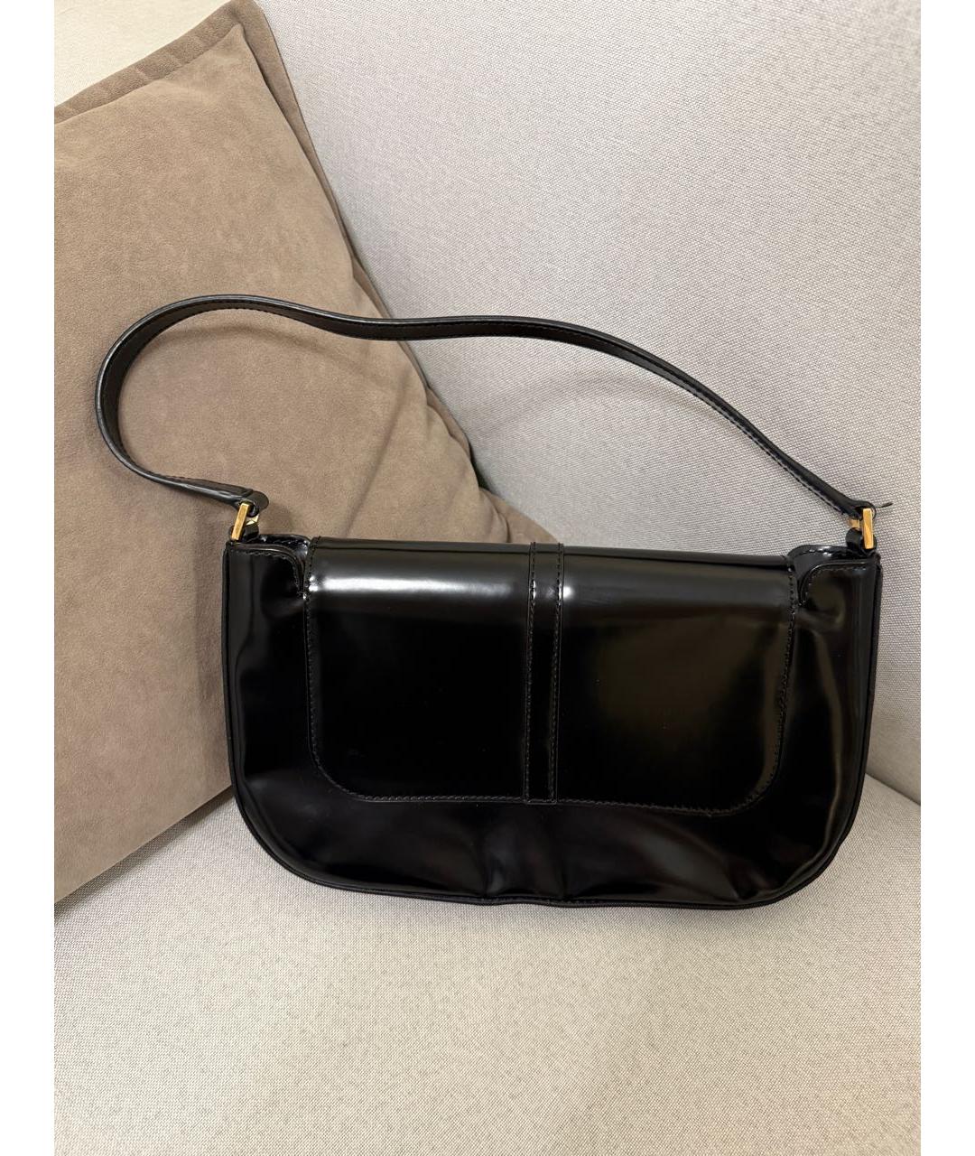 BY FAR Черная сумка с короткими ручками из лакированной кожи, фото 3