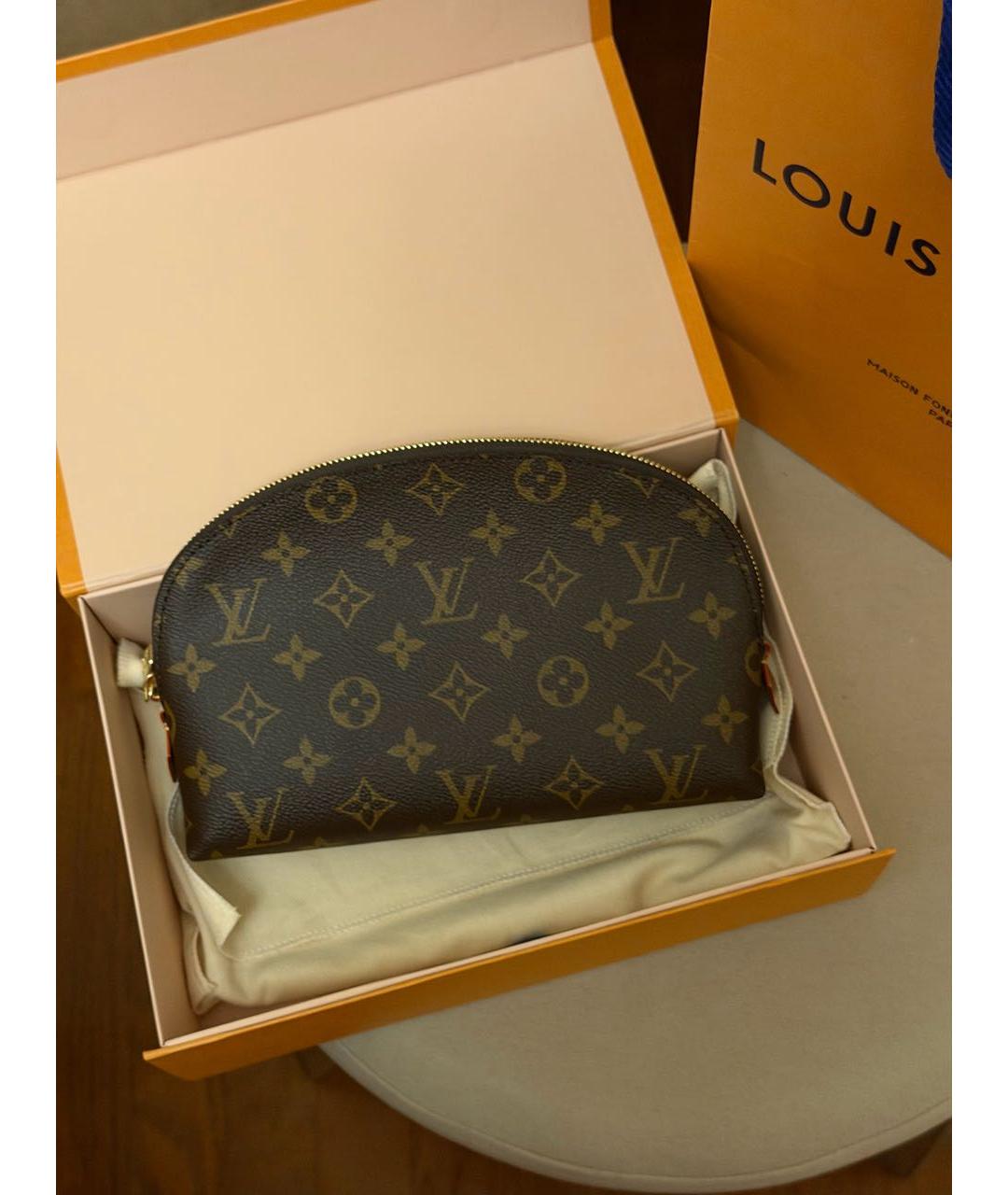LOUIS VUITTON Коричневая косметичка, фото 2