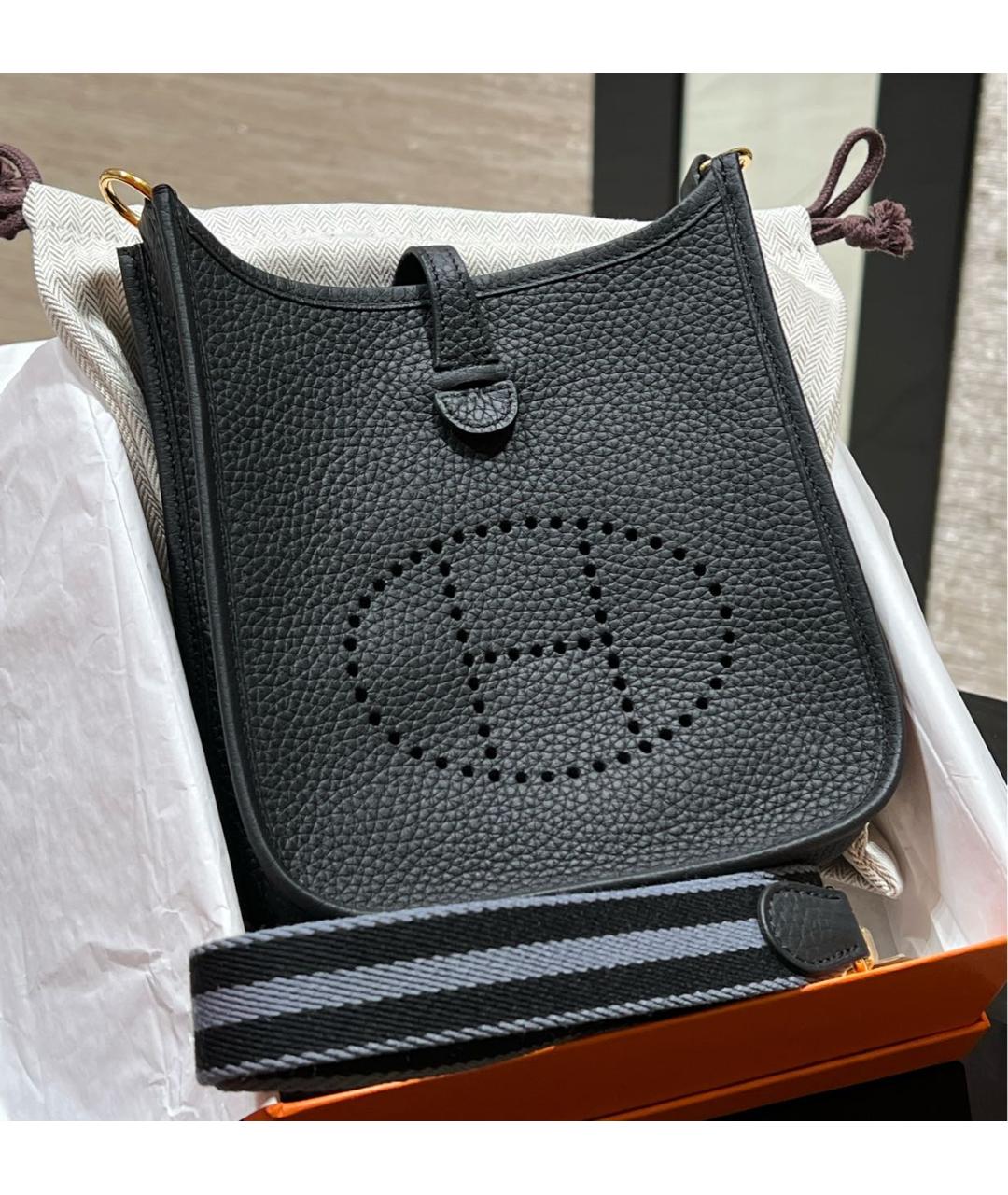 HERMES Черная кожаная сумка через плечо, фото 2