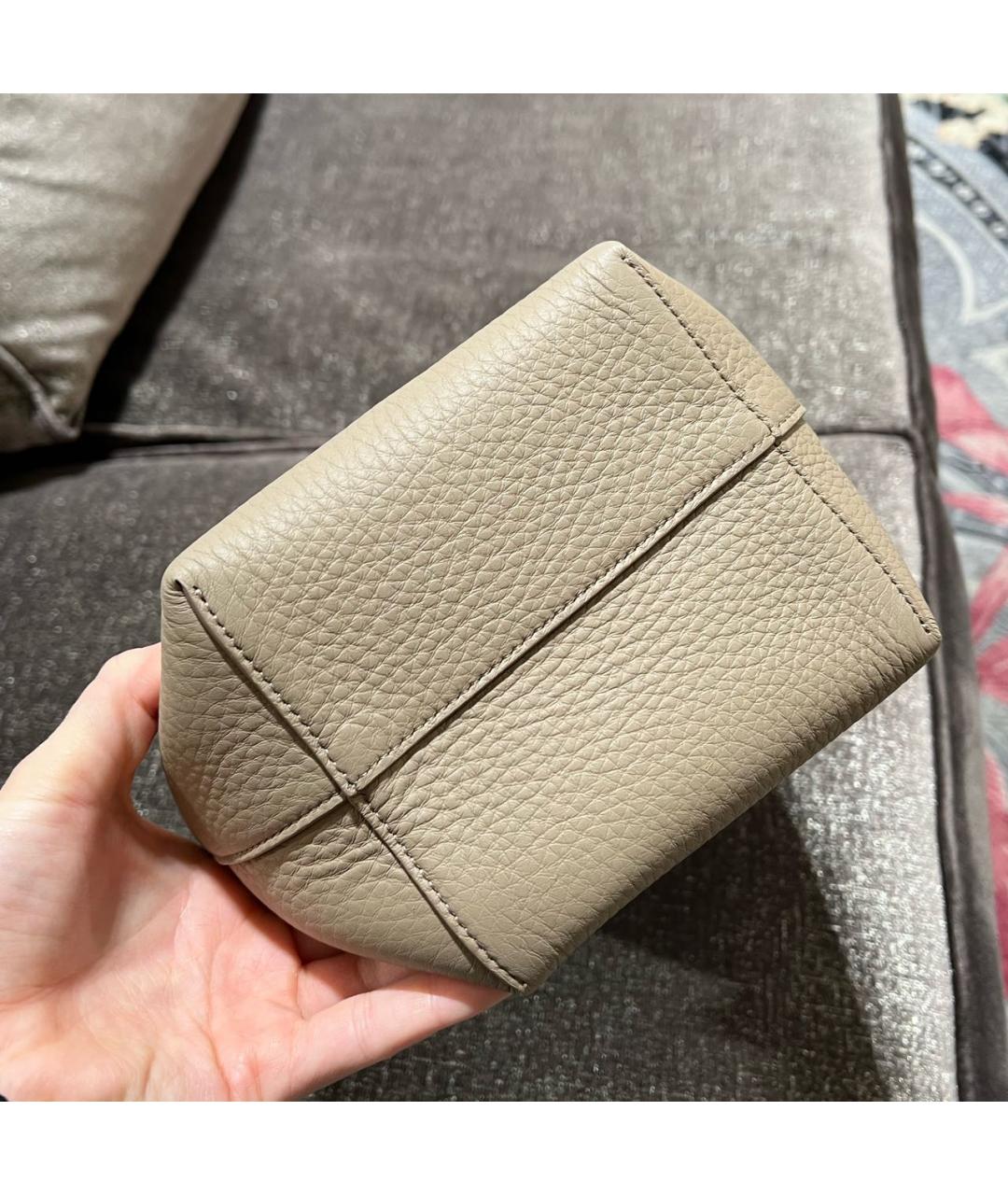 THE ROW Бежевая кожаная сумка тоут, фото 3