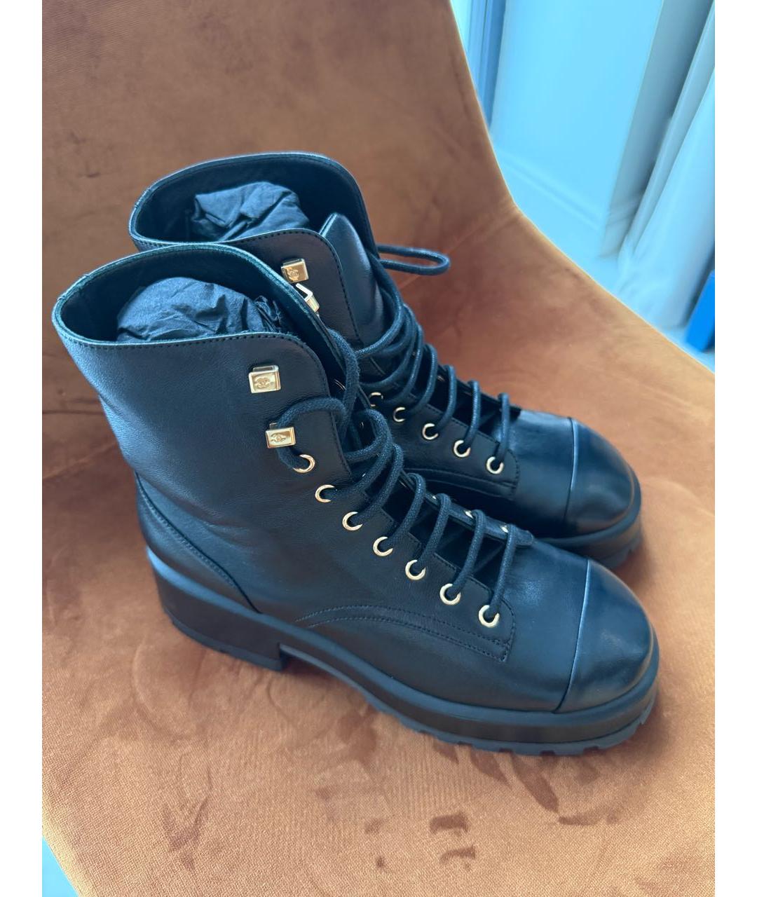 CHANEL Черные кожаные ботинки, фото 2