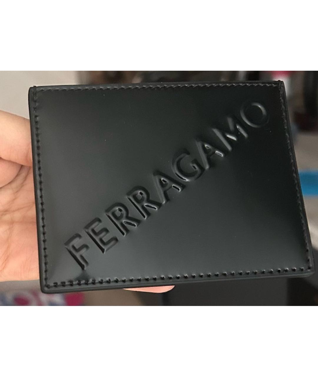 FERRAGAMO Черный кожаный кардхолдер, фото 4