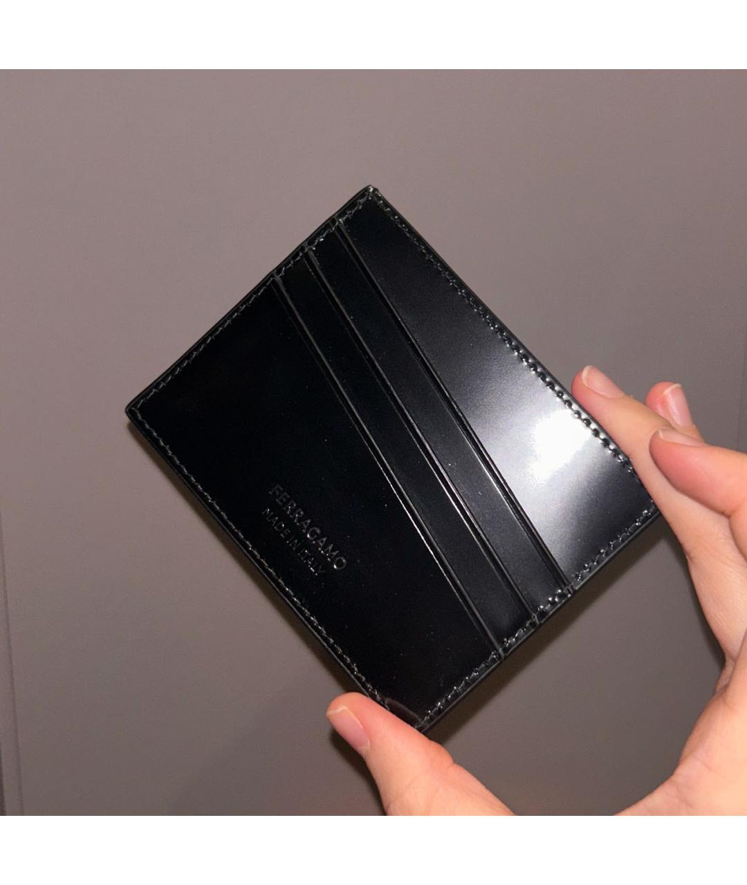 FERRAGAMO Черный кожаный кардхолдер, фото 3