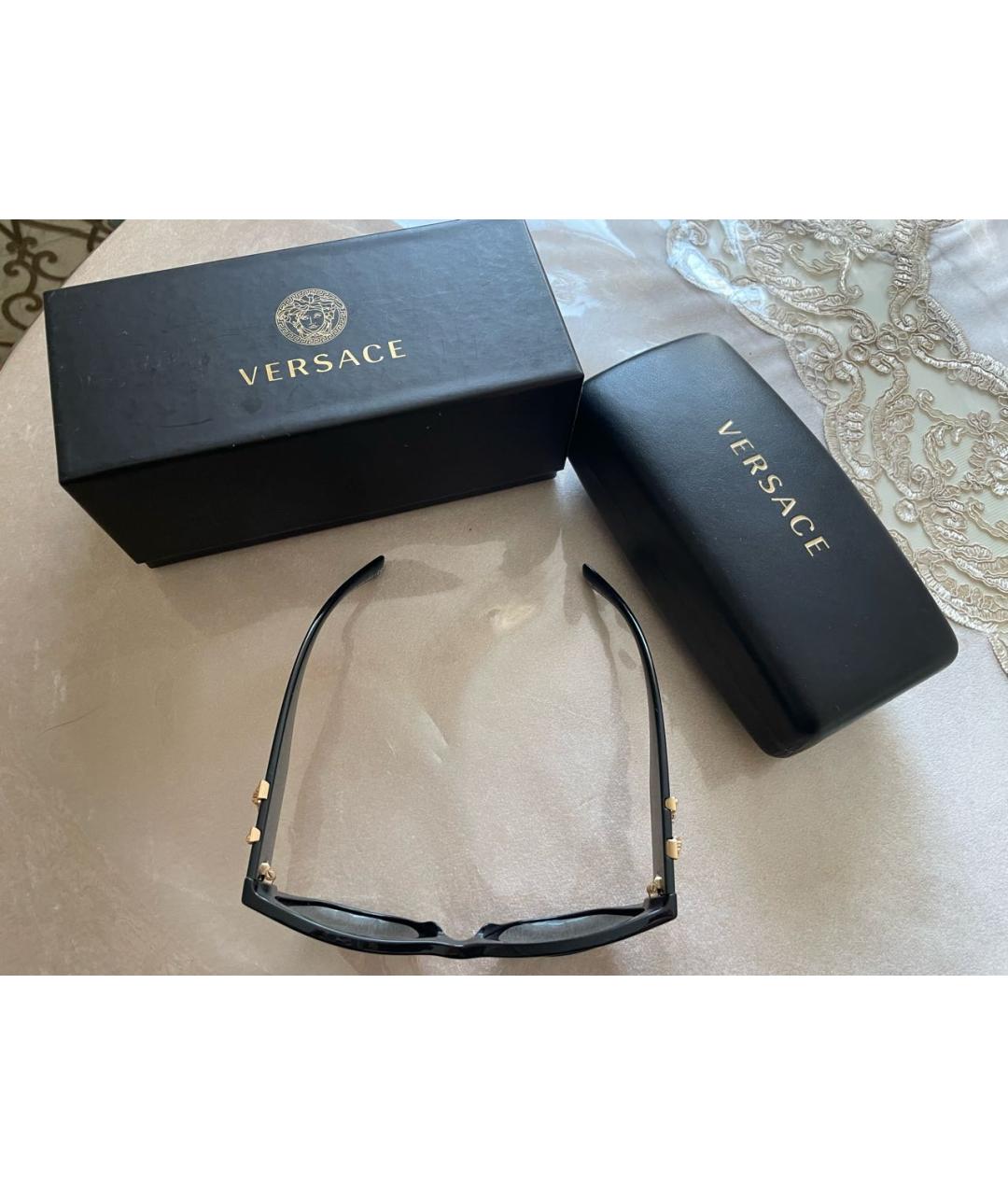 VERSACE Черные пластиковые солнцезащитные очки, фото 4