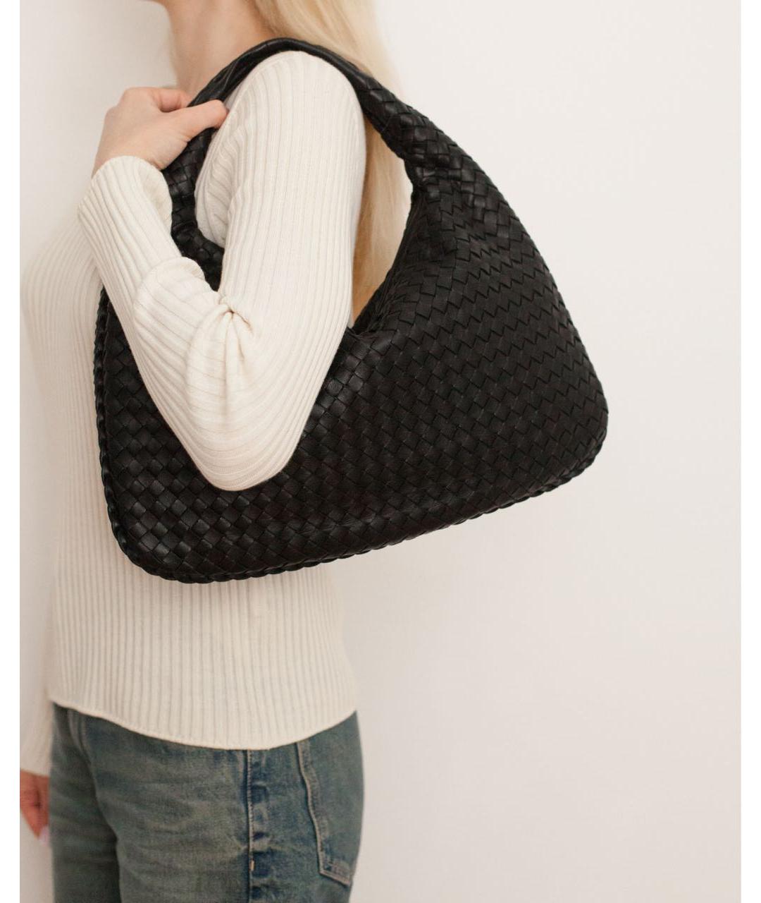 BOTTEGA VENETA Черная кожаная сумка с короткими ручками, фото 3