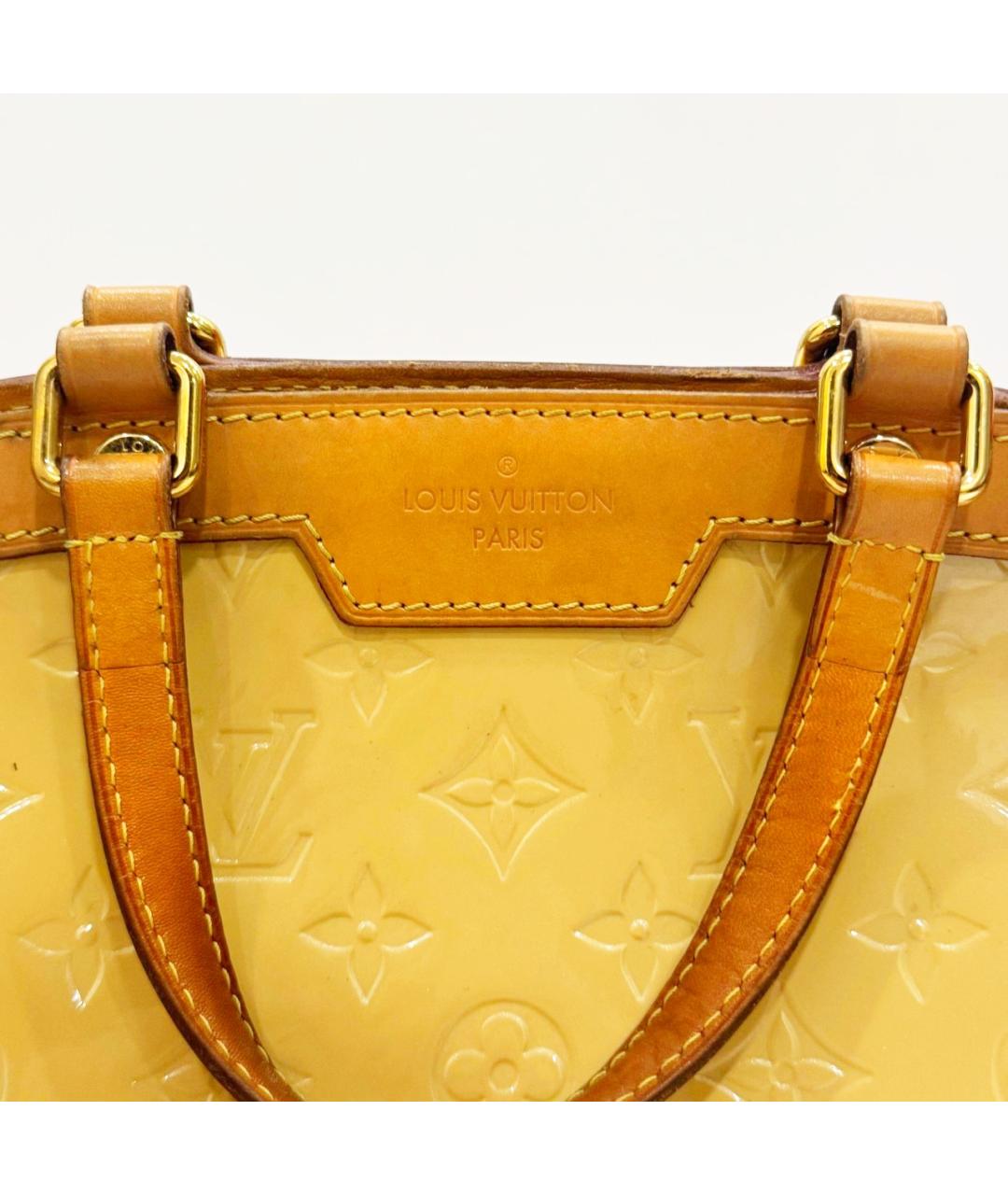 LOUIS VUITTON Желтая сумка через плечо из лакированной кожи, фото 7