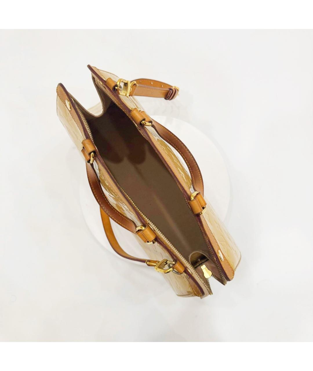 LOUIS VUITTON Желтая сумка через плечо из лакированной кожи, фото 8