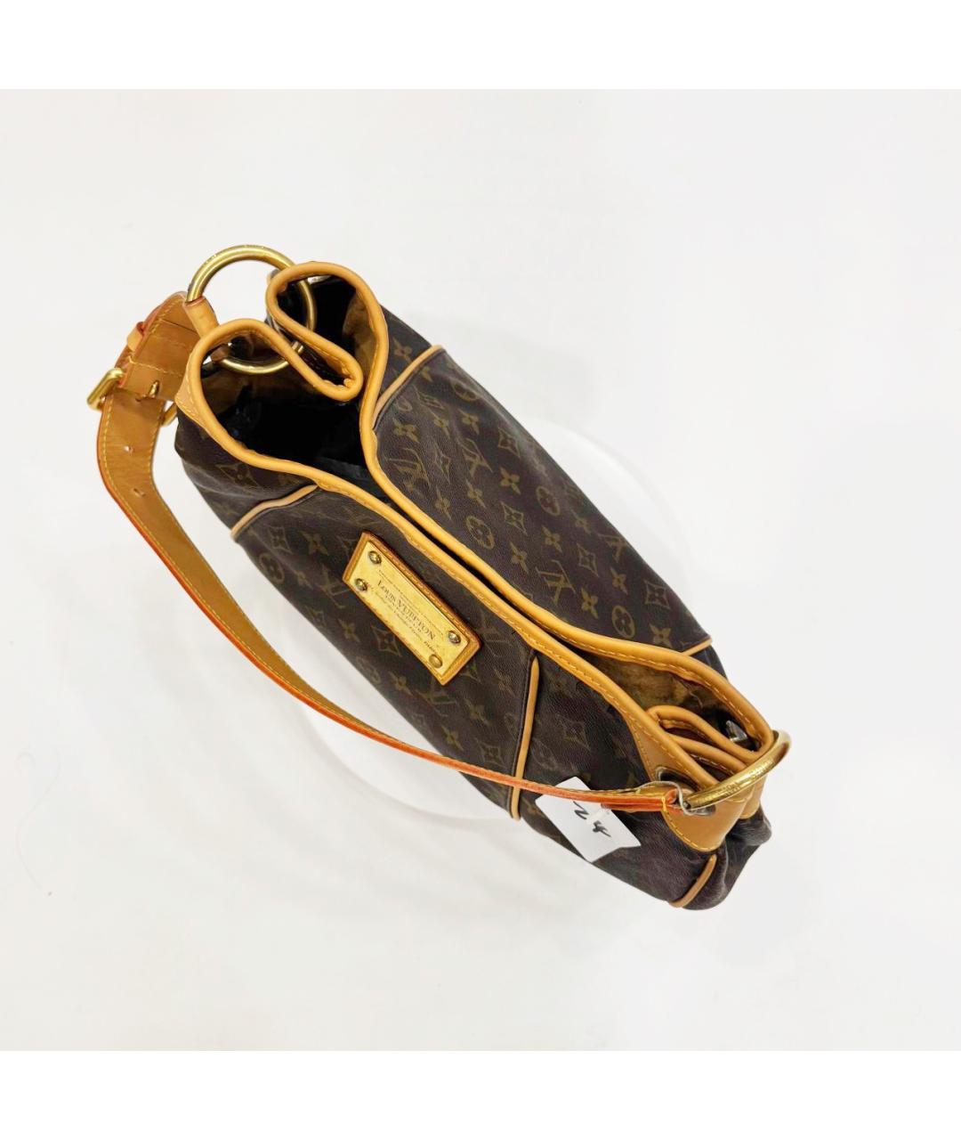 LOUIS VUITTON Коричневая кожаная сумка через плечо, фото 8