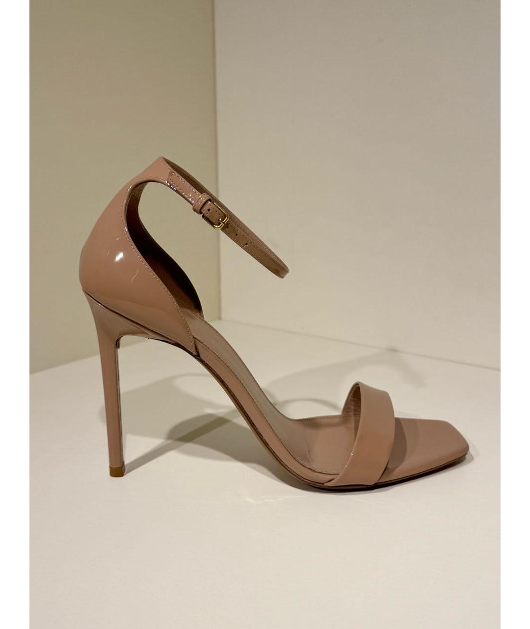 SAINT LAURENT Бежевые босоножки из лакированной кожи, фото 5