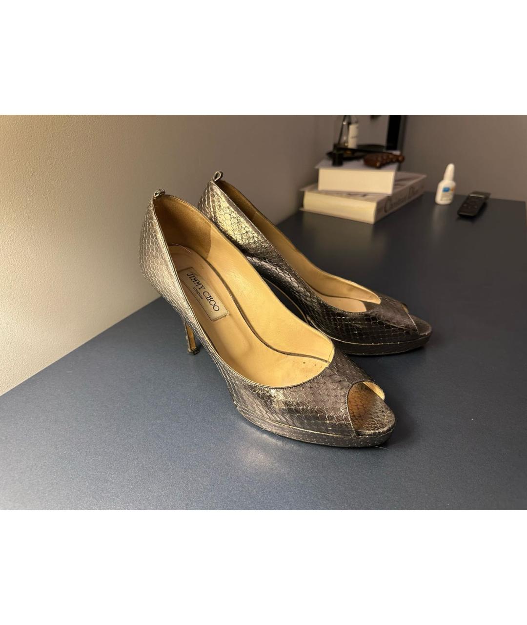 JIMMY CHOO Серебряные туфли из экзотической кожи, фото 6