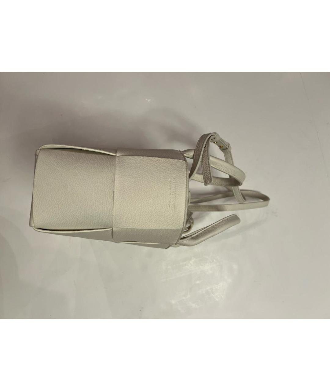 BOTTEGA VENETA Белая кожаная сумка с короткими ручками, фото 7