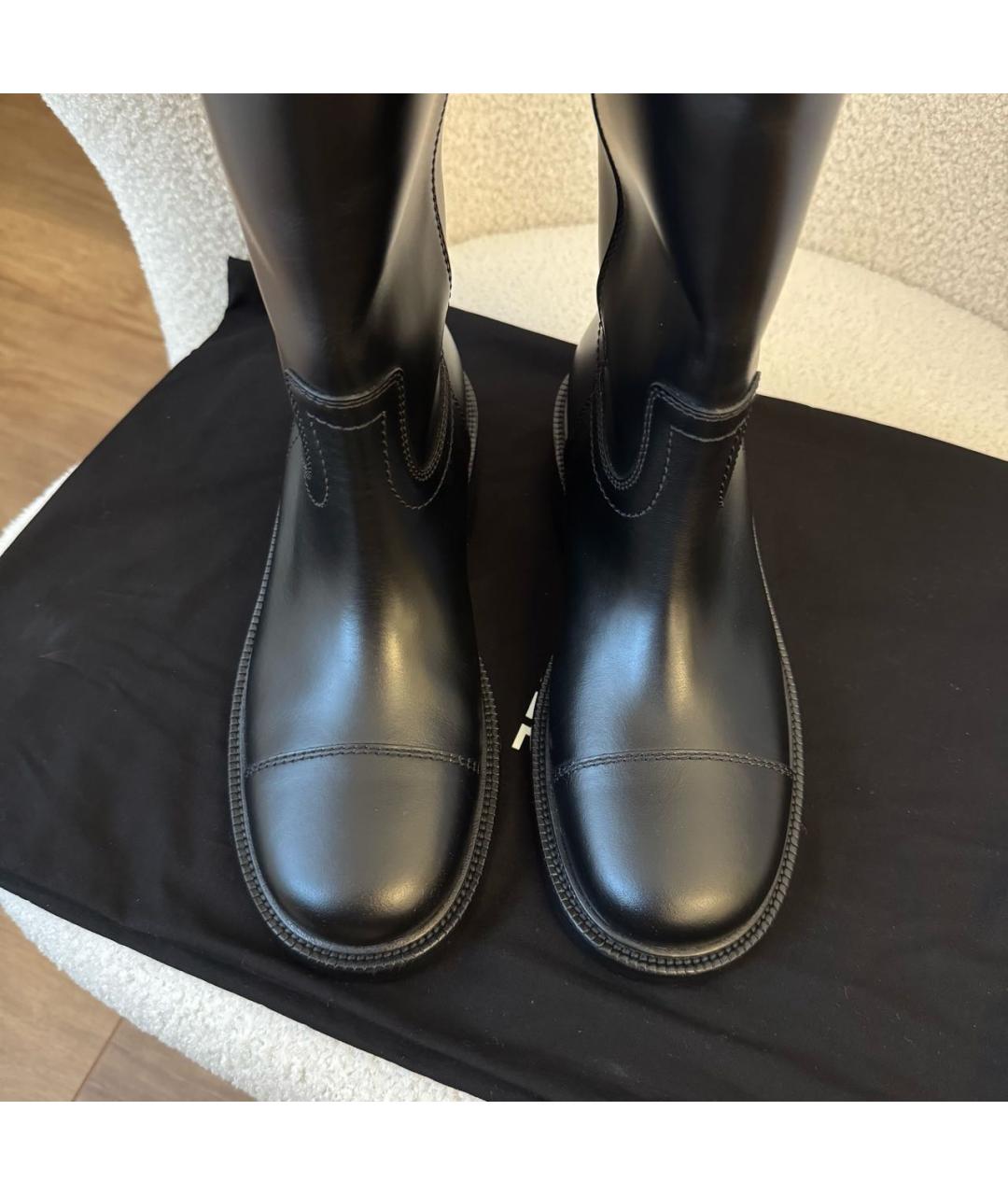 CHANEL Черные кожаные сапоги, фото 3