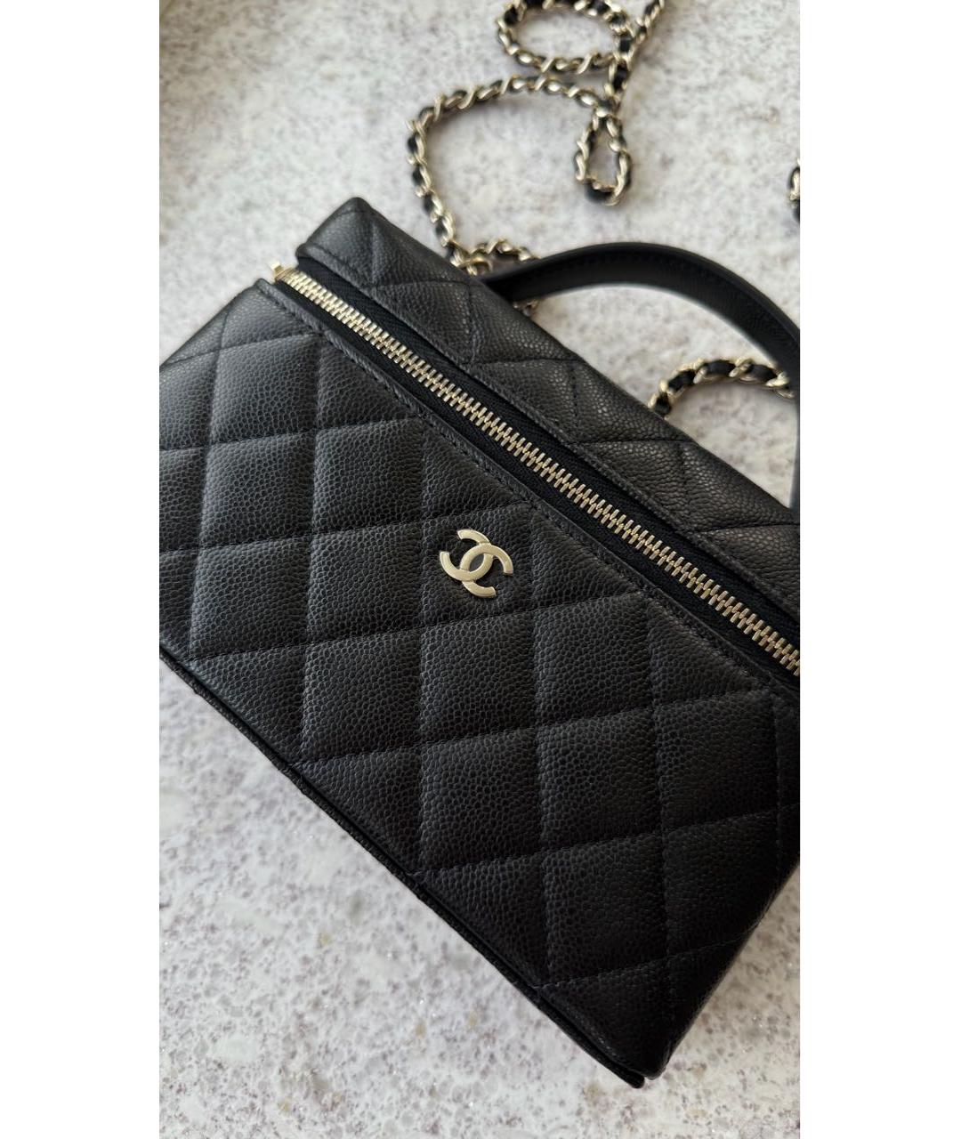 CHANEL Черная кожаная сумка через плечо, фото 2
