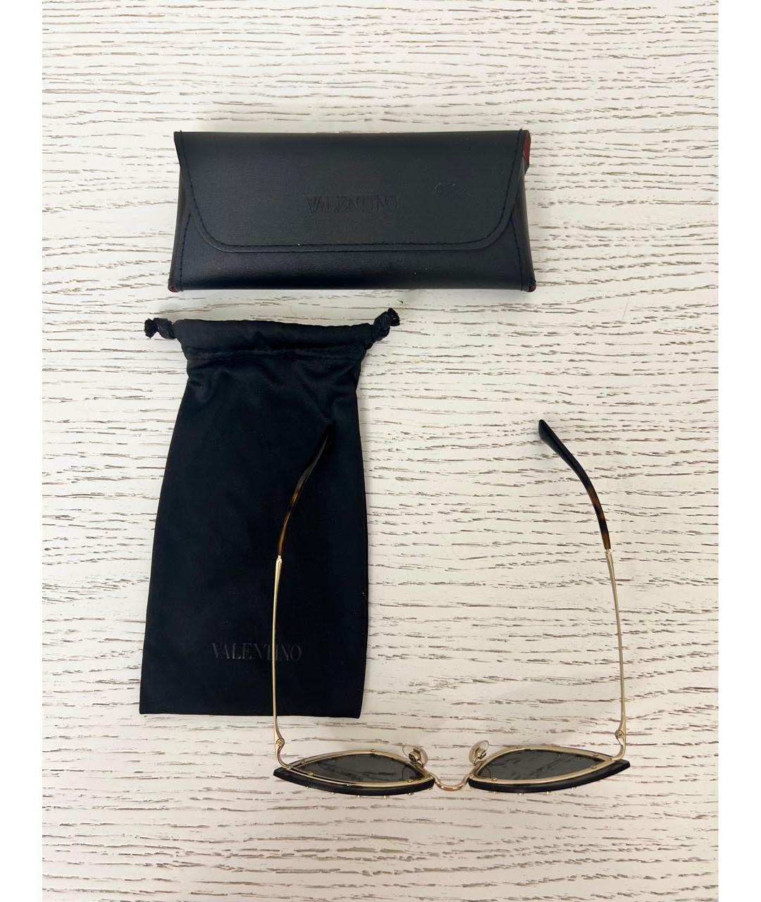 VALENTINO Черные металлические солнцезащитные очки, фото 3