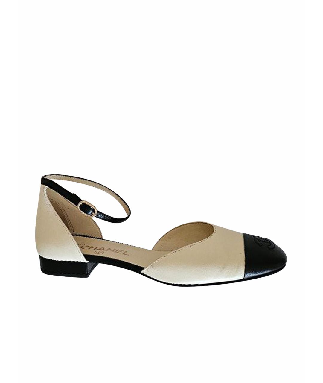 CHANEL Белые кожаные балетки, фото 1