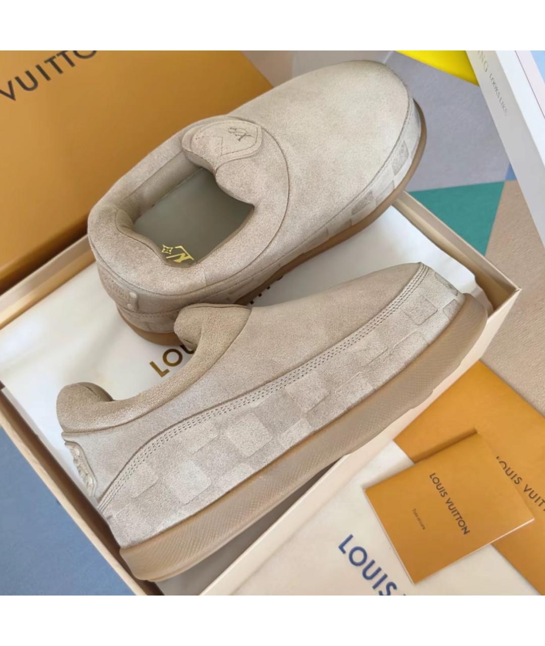 LOUIS VUITTON Бежевые замшевые ботинки, фото 6