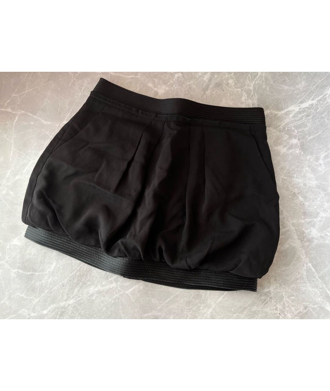 BCBG MAXAZRIA Черная шелковая юбка мини, фото 8