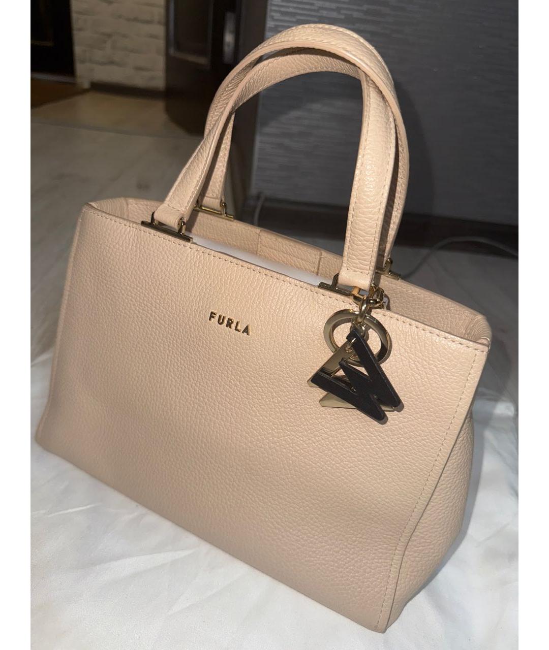 FURLA Бежевая кожаная сумка с короткими ручками, фото 2
