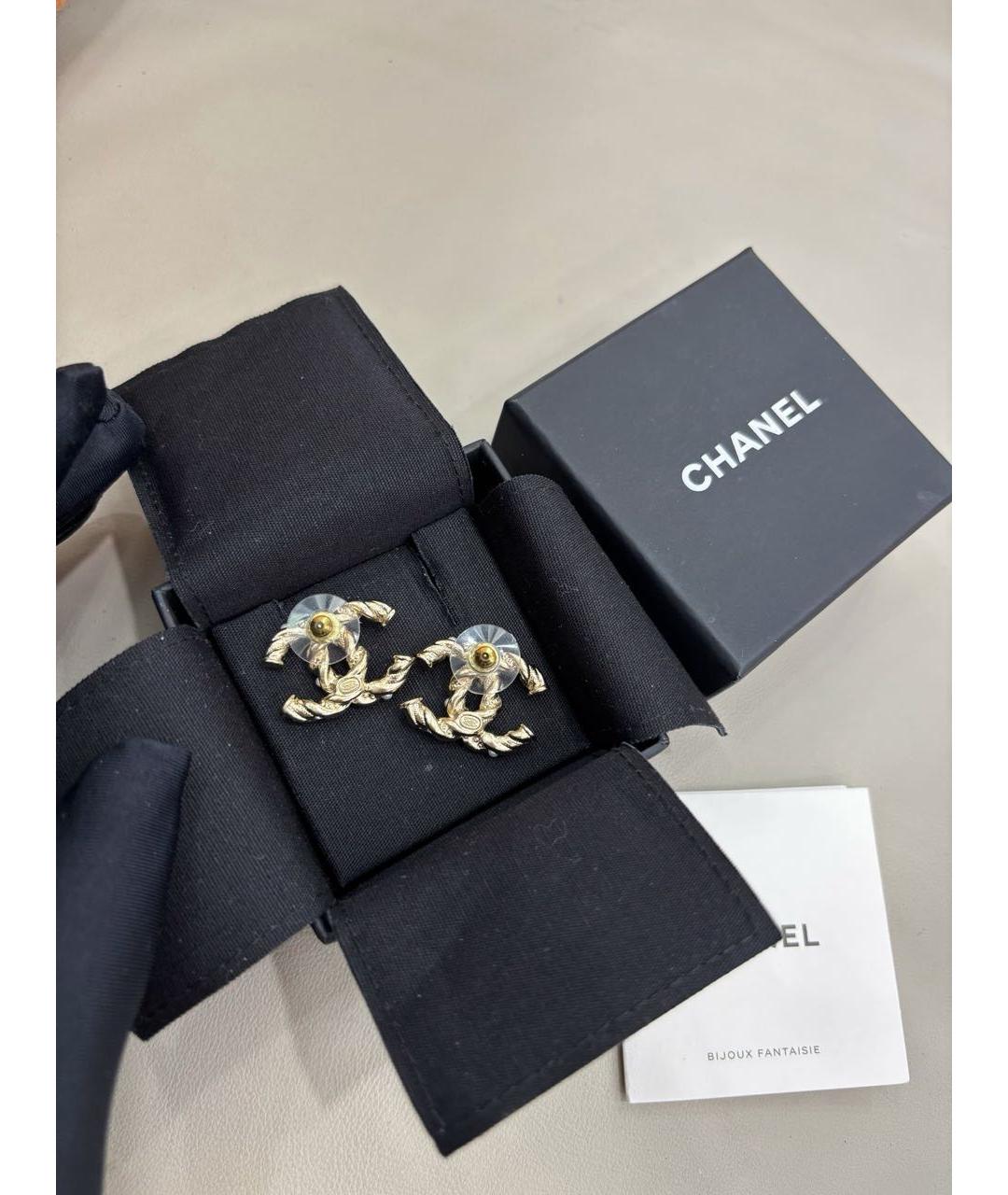 CHANEL Золотые металлические серьги, фото 6