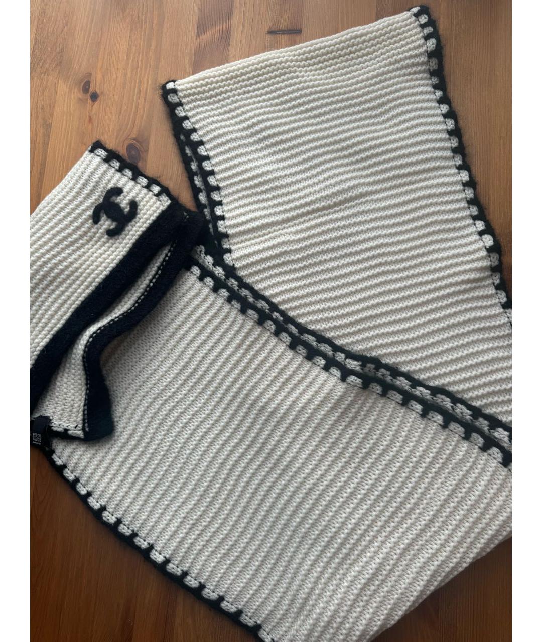 CHANEL Белый шерстяной шарф, фото 2