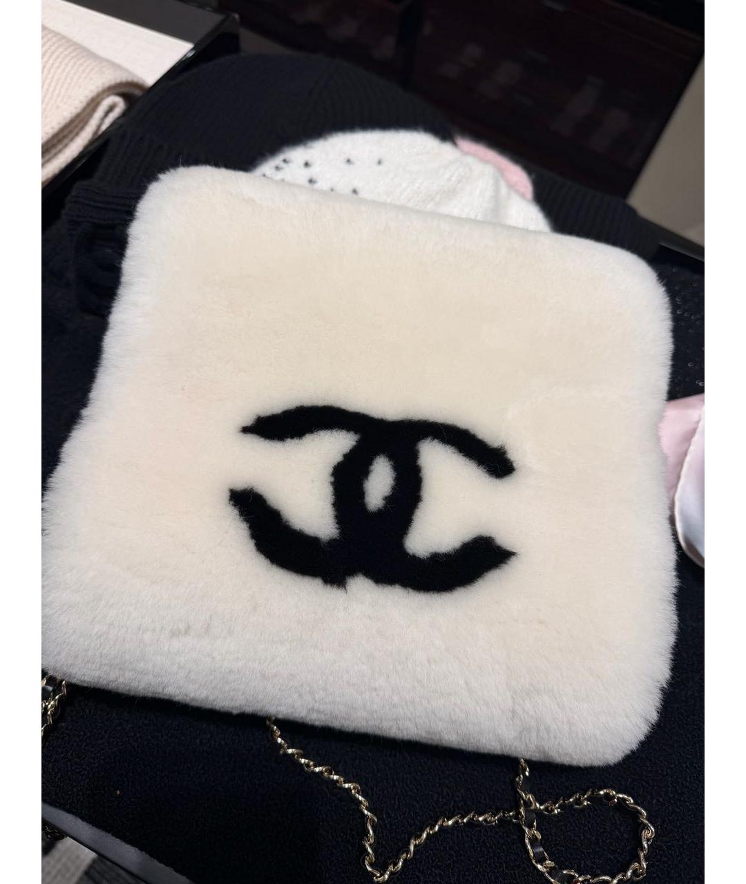 CHANEL Белые варежки, фото 3