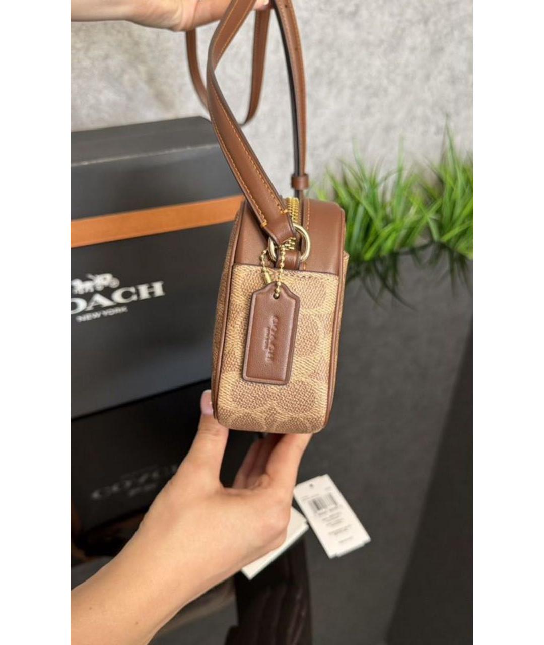 COACH Коричневая кожаная сумка через плечо, фото 2