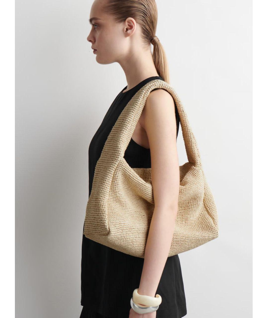COS Бежевая пелетеная сумка с короткими ручками, фото 4