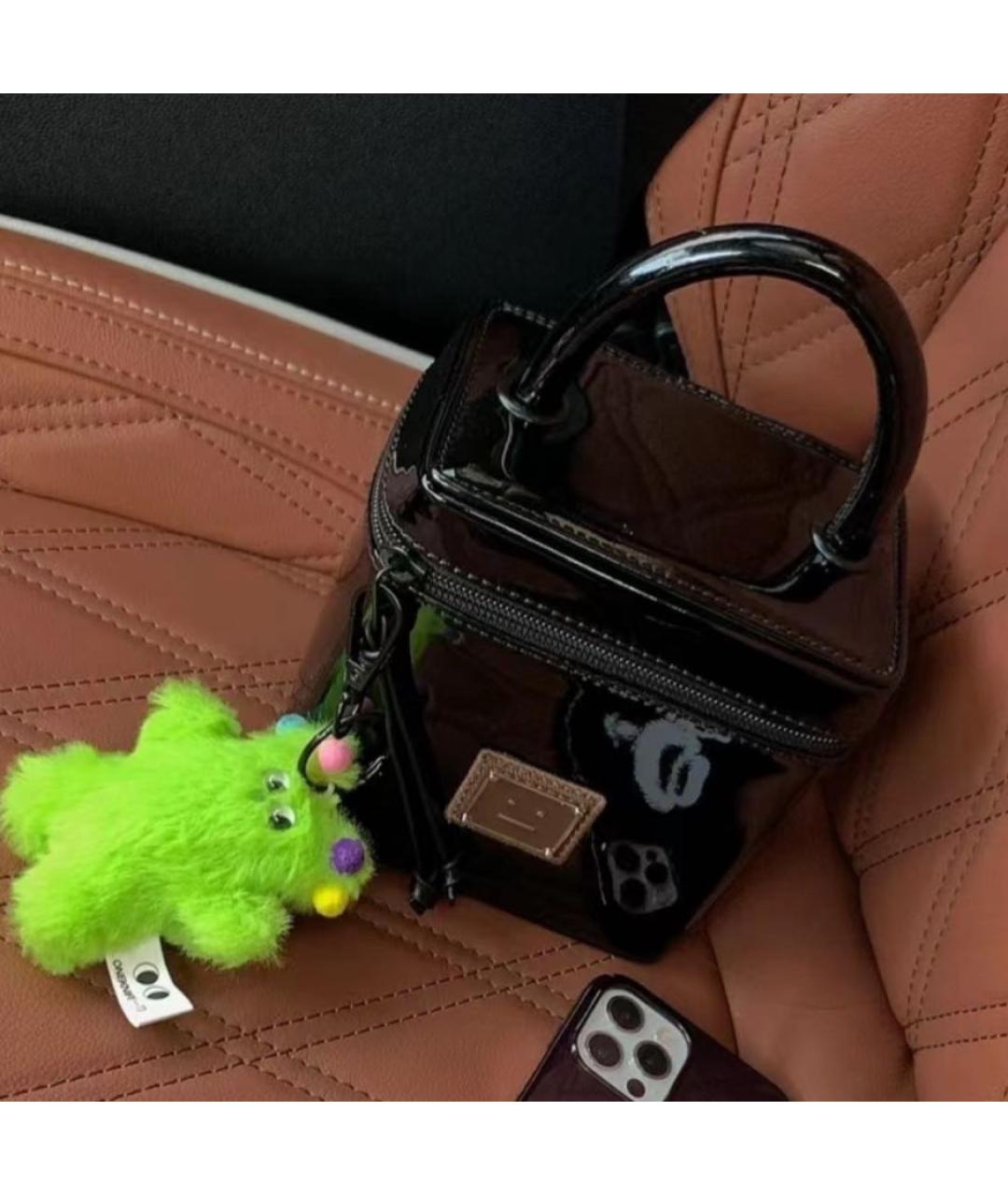 ACNE STUDIOS Черная сумка через плечо из лакированной кожи, фото 7