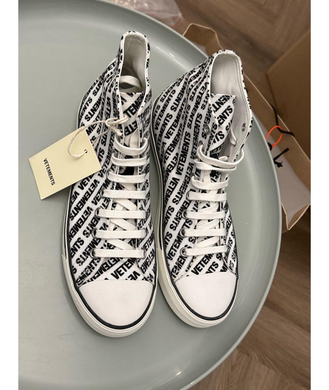 VETEMENTS Белые текстильные высокие кроссовки / кеды, фото 3