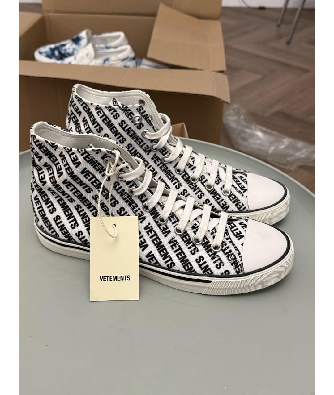 VETEMENTS Белые текстильные высокие кроссовки / кеды, фото 2