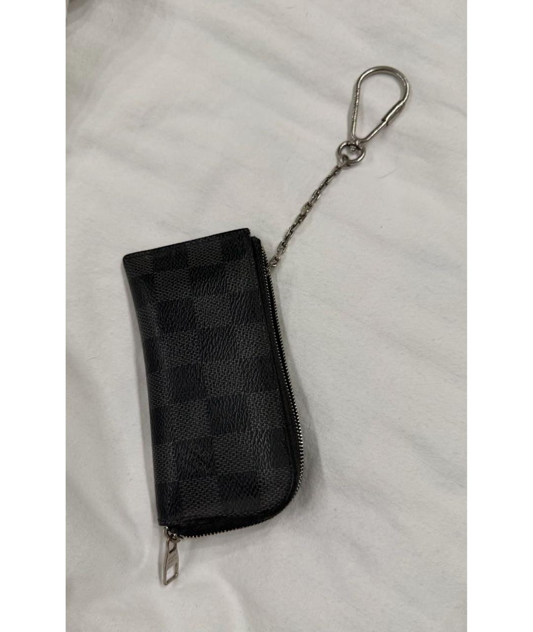 LOUIS VUITTON Черная ключница, фото 3